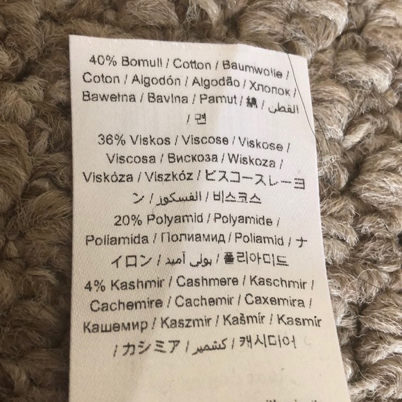 Les Boutiques Tremblant Orinas Gris Scarf - Picture 5 of 5